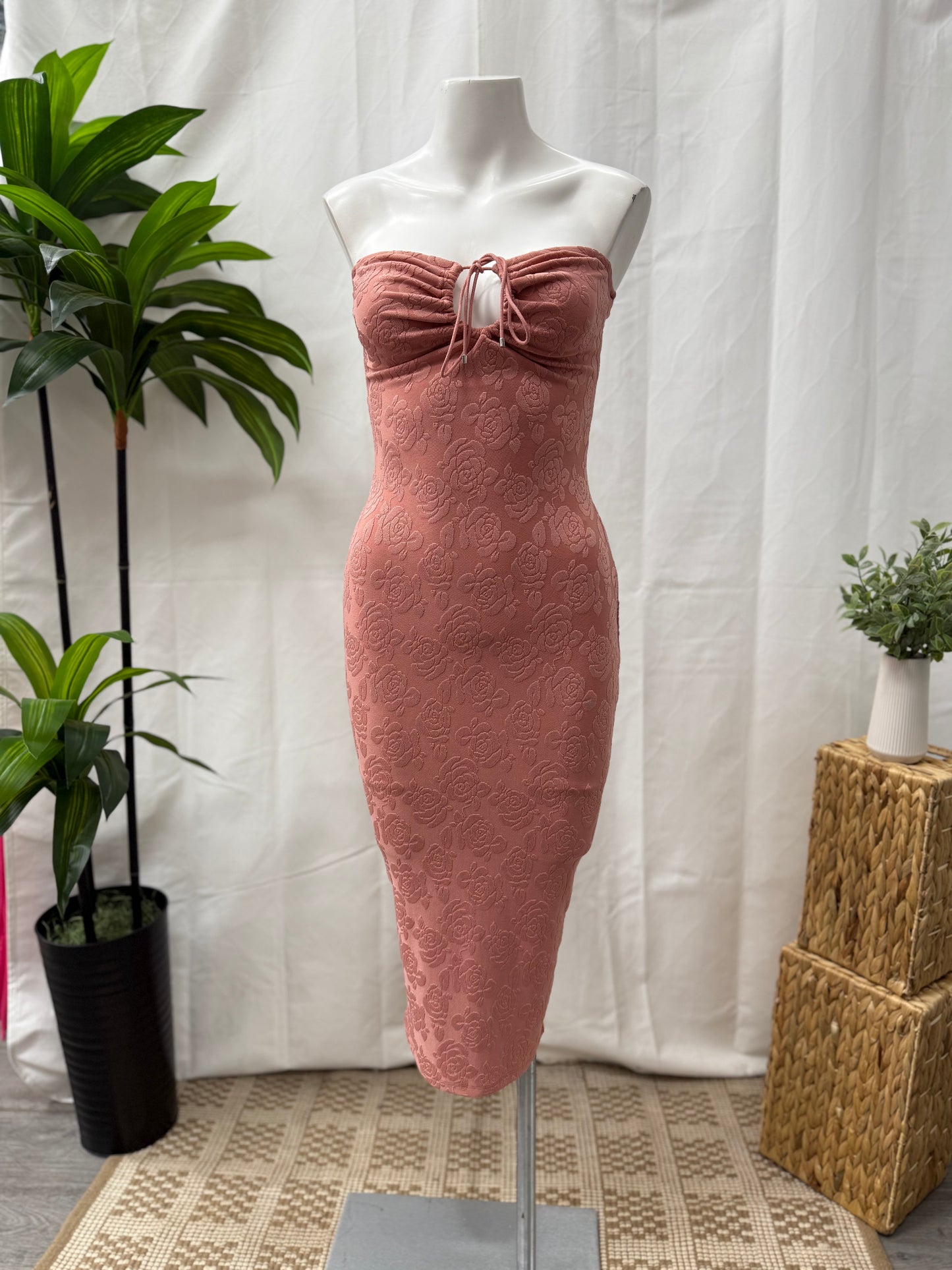 Strapless Midi Velvet Rose Dress