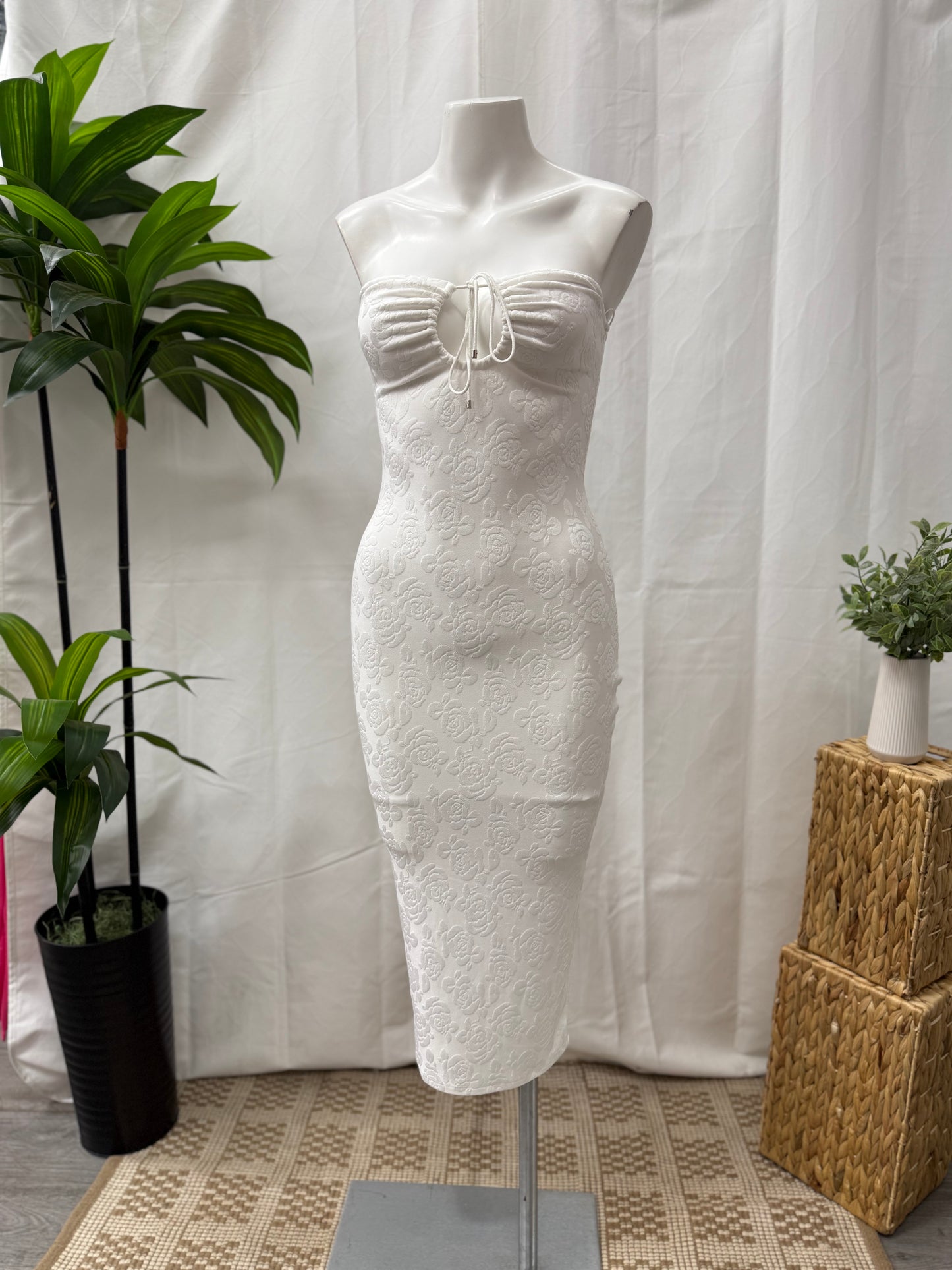 Strapless Midi Velvet Rose Dress